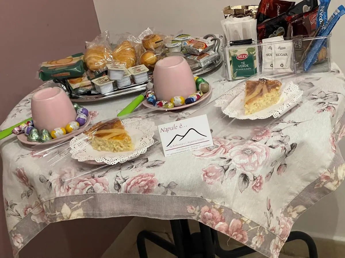 Guest house Napule E ... Hotel Naples