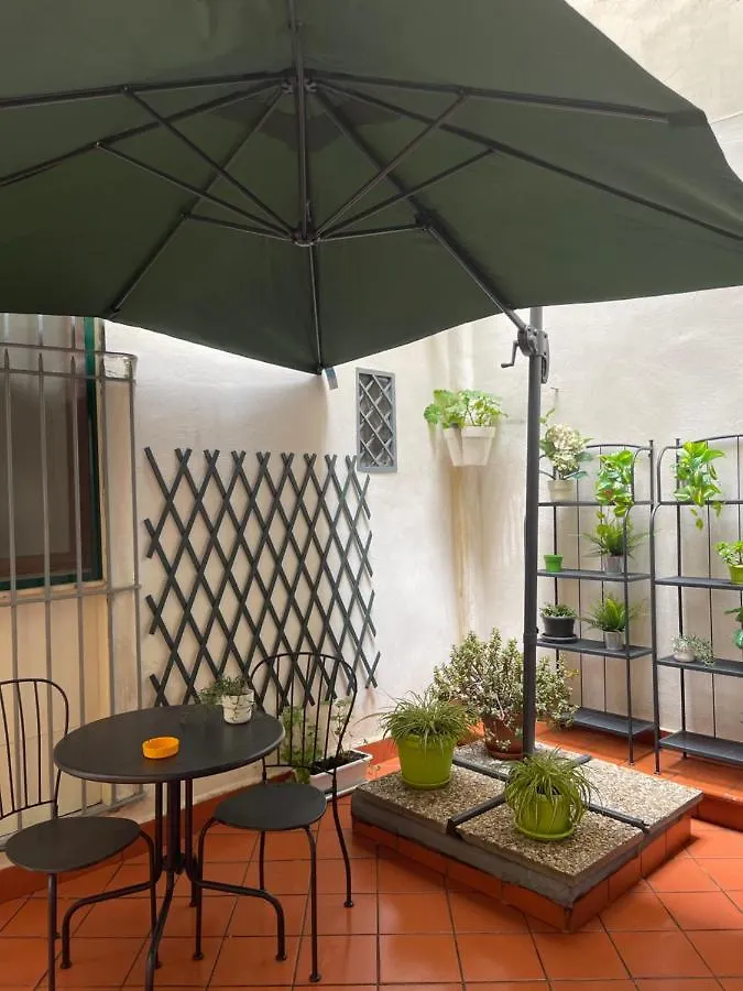 Guest house Napule E ... Hotel Naples