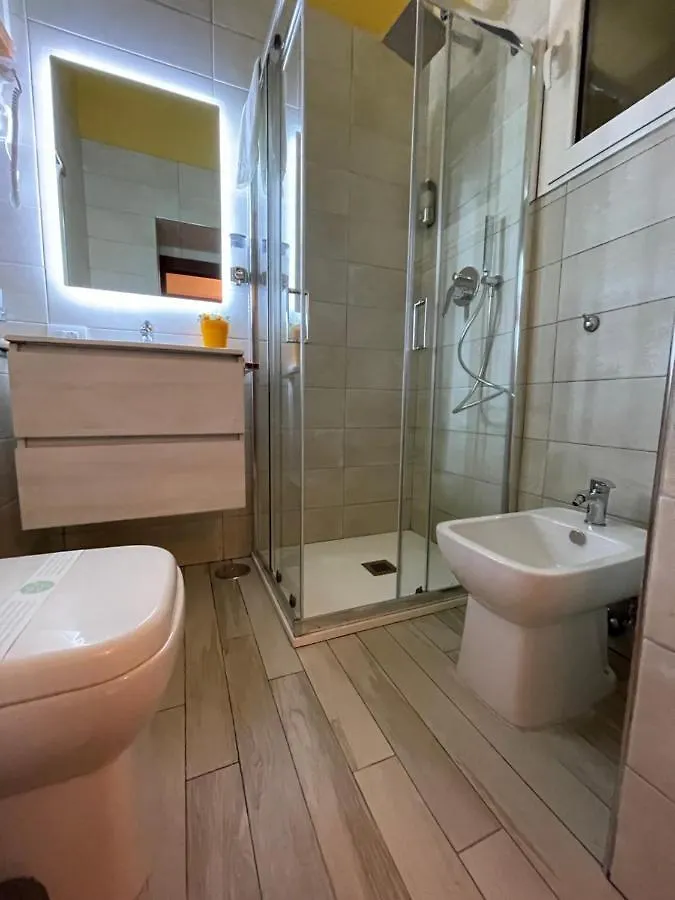 Napule E ... Hotel Naples Guest house