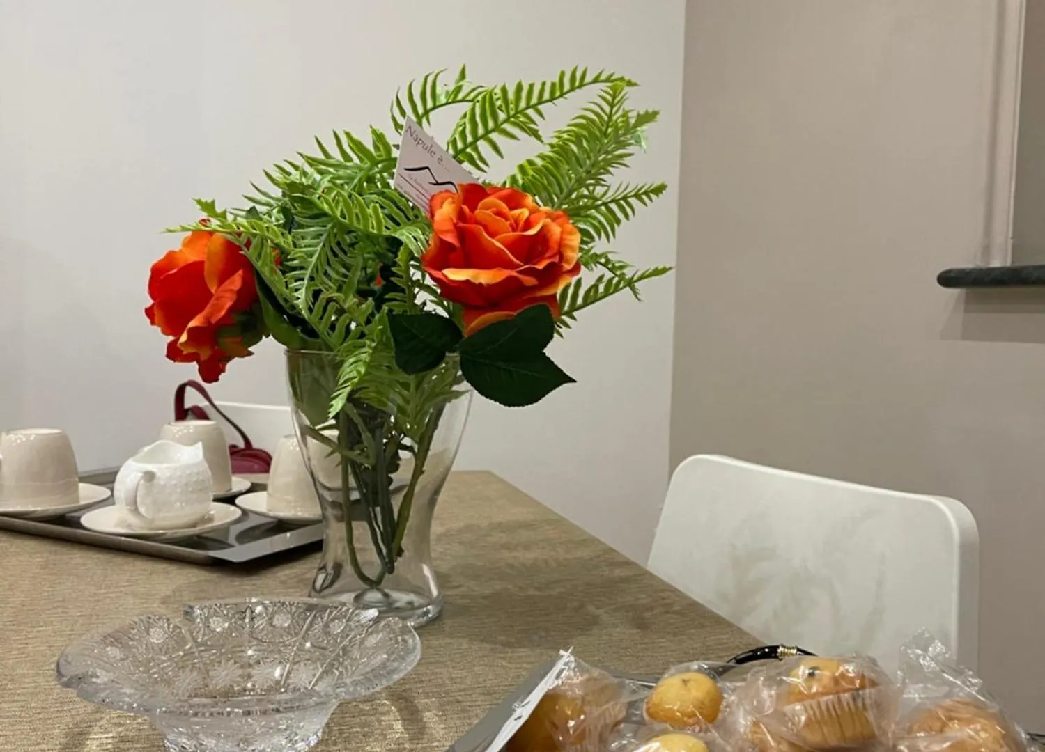 Guest house Napule E ... Hotel Naples